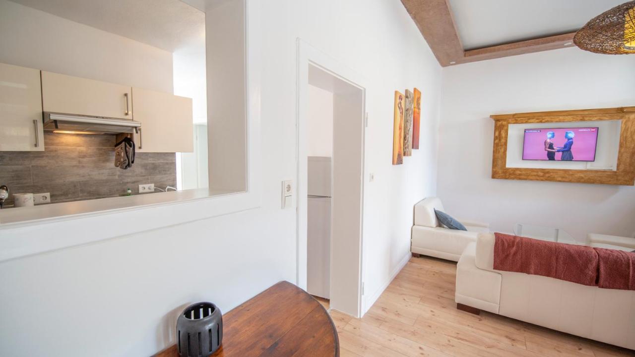 Apartment Mit Kleinem Innenhof Im Erdgeschoss Fuer Bis Zu 4 Personen Klotten Kültér fotó